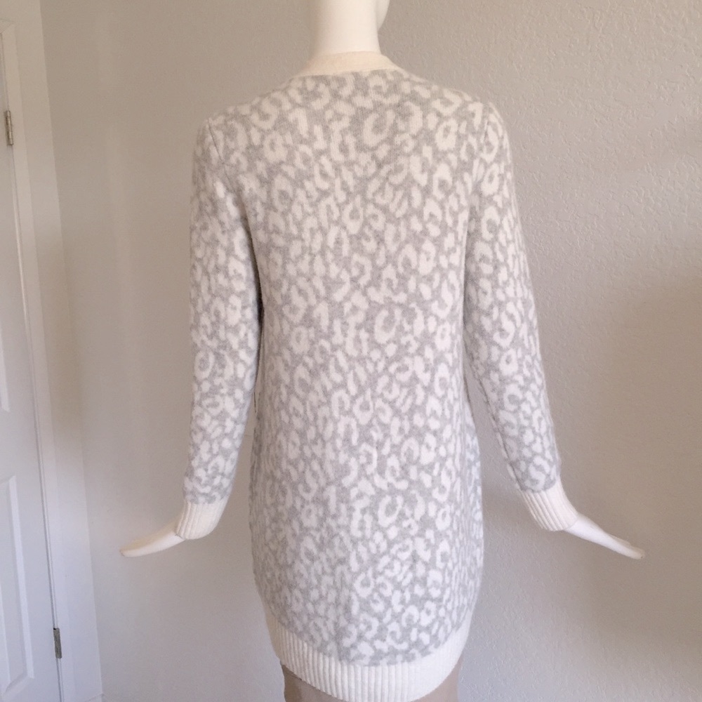 victoria's secret animal print long cafigans - Picture 4 of 8
